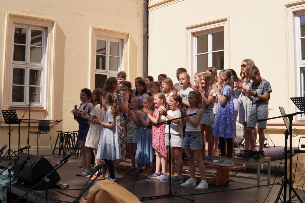 ZŠ a MŠ Husova Brno